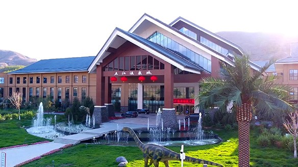 j9国际站官网首页直达天山投资情真意切帮乡邻